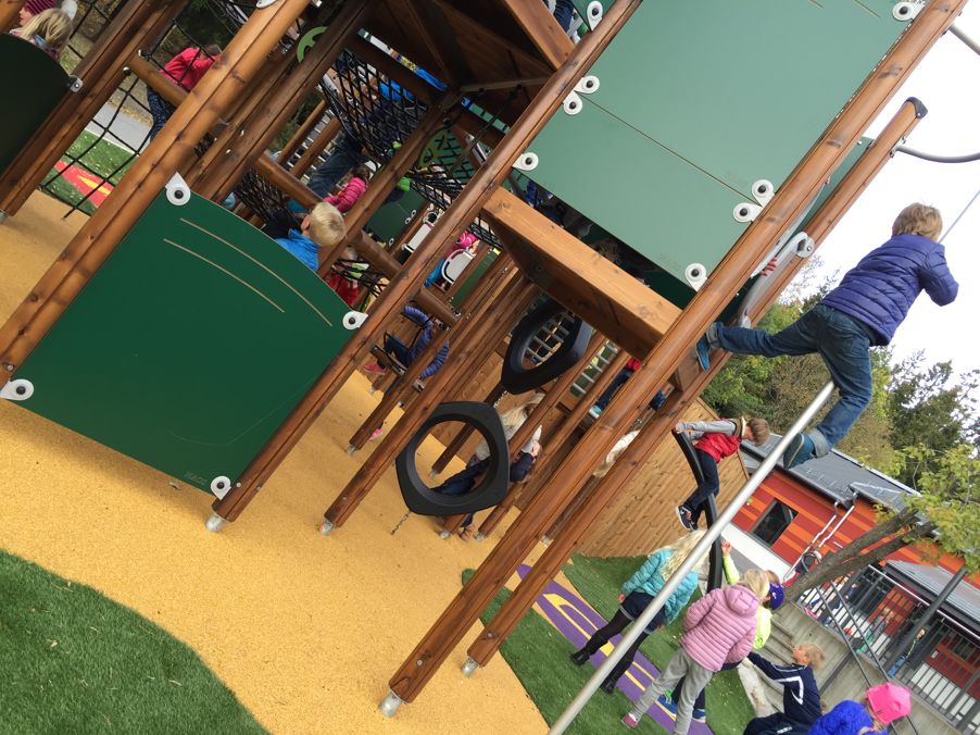 Nytt aktivitetsapparat i skolegården