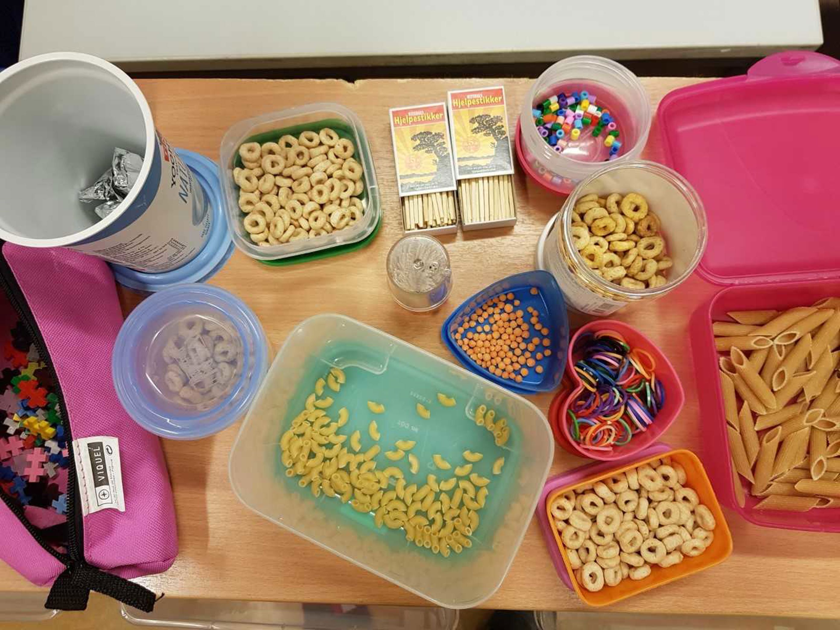 100 tall lagd av matvarer 100 tall lagd av matvarer